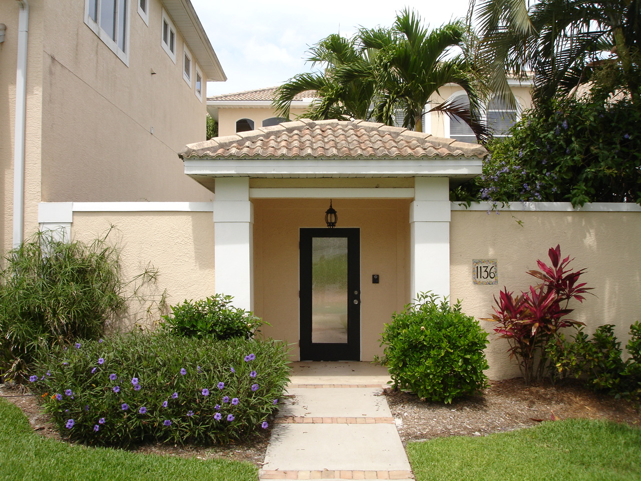 BROADVIEW VILLAS at OLDE NAPLES SOUTHEAST Real Estate NAPLES Florida Fla Fl